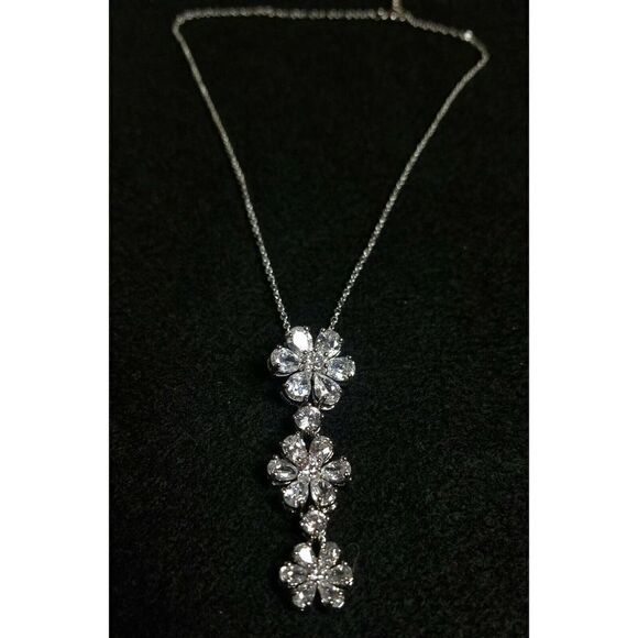 Silver Toned Necklace Three Tiered Flower/Floral Shaped Clear Rhinestone 16" - Picture 2 of 4